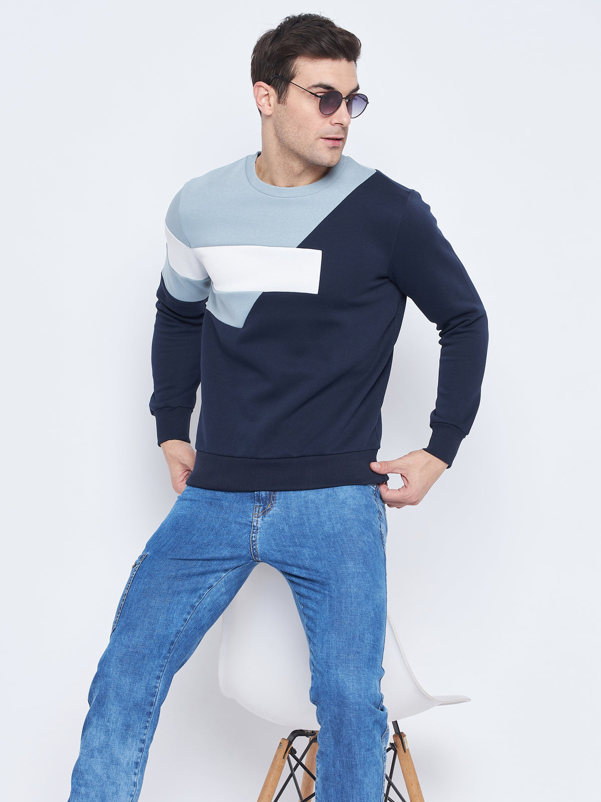 Camla Barcelona Men'S Colourblocked Navy Blue Sweatshirt