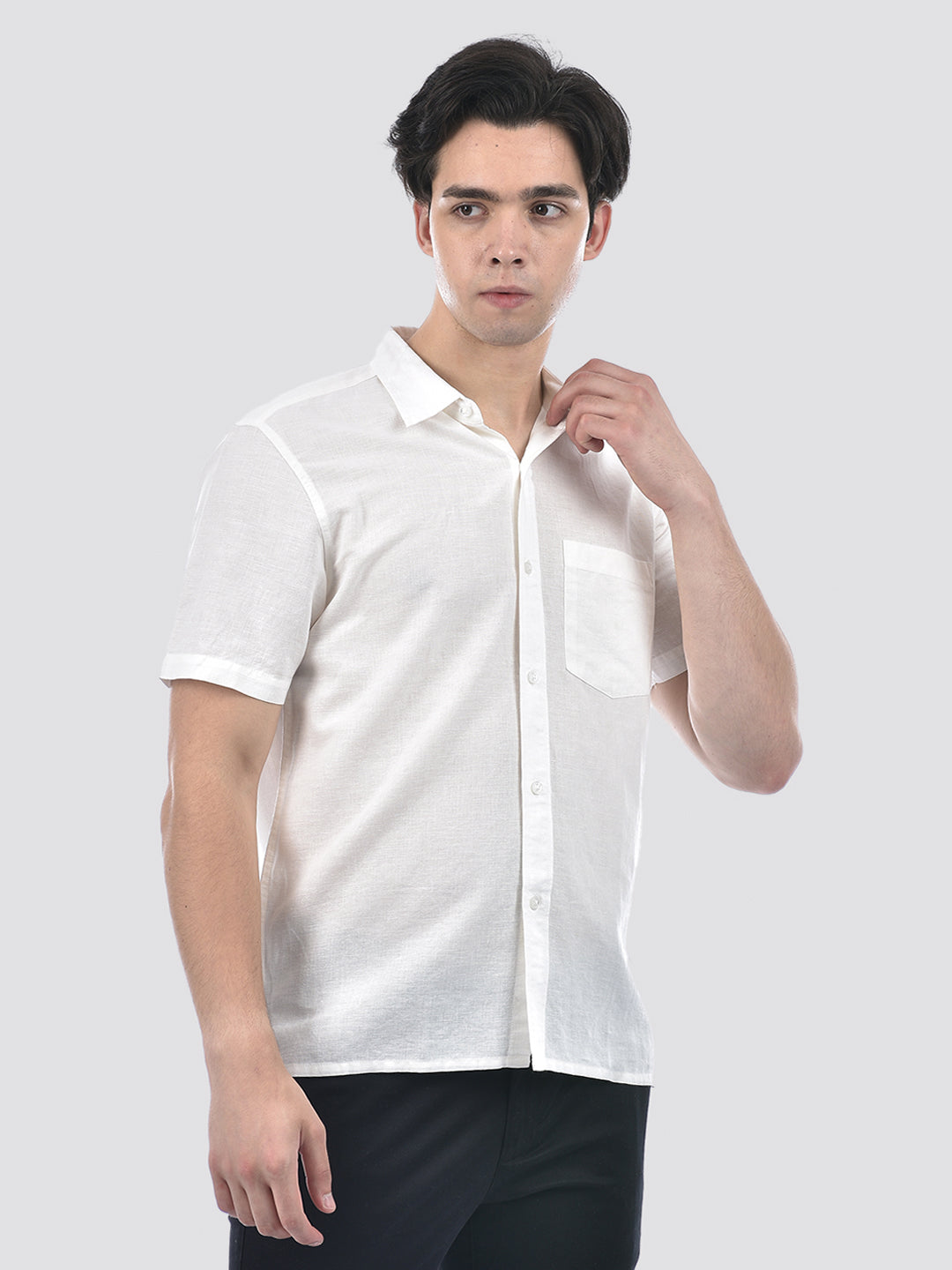 Camla Barcelona Patch Pocketed Linen Blend White Shirt